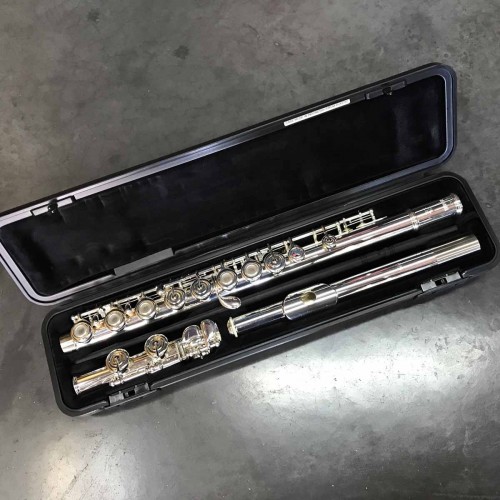Flûte traversière d'occasion Yamaha YFL-282