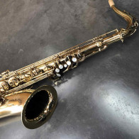 Saxophone d'occasion ténor SELMER Mark VI